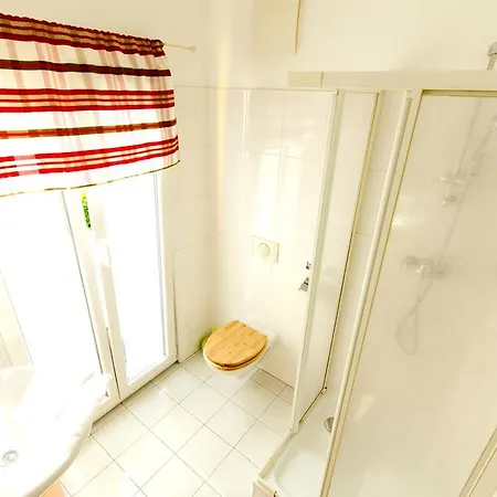 Zur Steirerstub'n מלון 3*